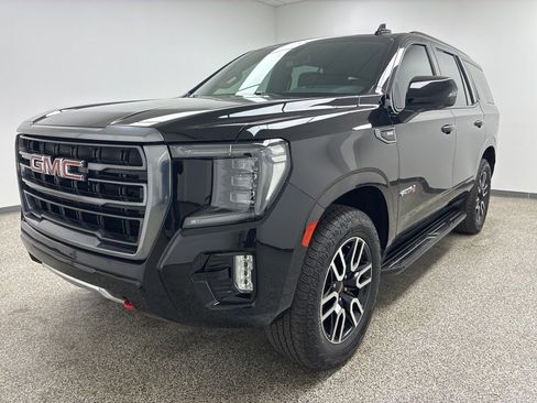 Used 2023 GMC Yukon AT4 image 5