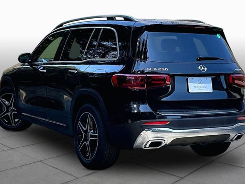 New 2026 Mercedes-Benz GLB 250 4MATIC image 4