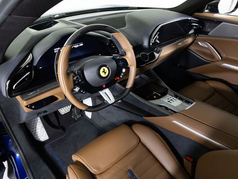 Used 2024 Ferrari Purosangue image 4