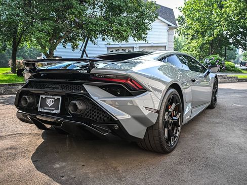 Used 2024 Lamborghini Huracan Tecnica RWD image 26