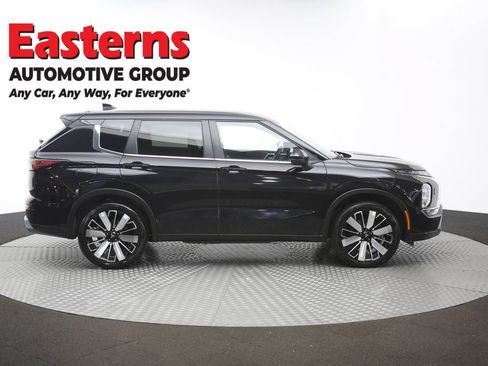 Used 2025 Mitsubishi Outlander SE AWD/4WD image 46