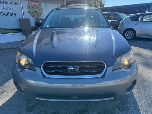 Used 2005 Subaru Outback 2.5i image 10