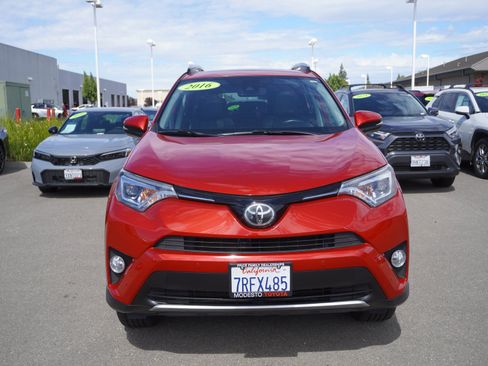 Used 2016 Toyota RAV4 Limited AWD/4WD image 6