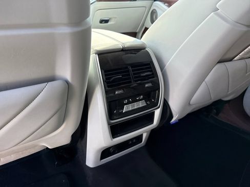 Used 2023 BMW XM AWD/4WD image 24