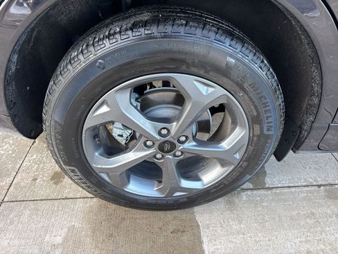 Certified 2024 Ford Escape ST-Line Select w/ Tech Pack #2 image 20