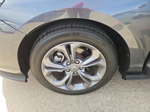 Used 2024 Honda Accord EX image 27