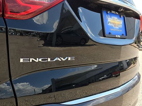 Used 2024 Buick Enclave Essence FWD image 11