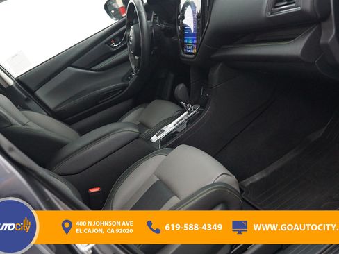 Used 2024 Subaru Ascent Onyx Edition AWD/4WD image 8
