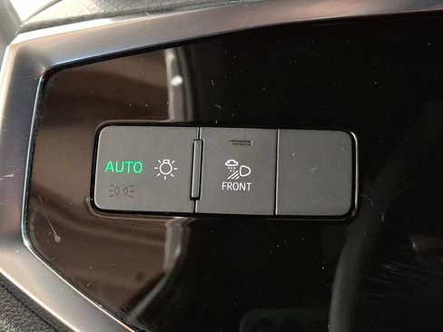 Used 2019 Audi Q3 2.0T Premium Plus w/ Premium Plus Package image 24