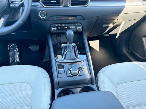 New 2025 MAZDA CX-5 AWD 2.5 S w/ Preferred Package image 20