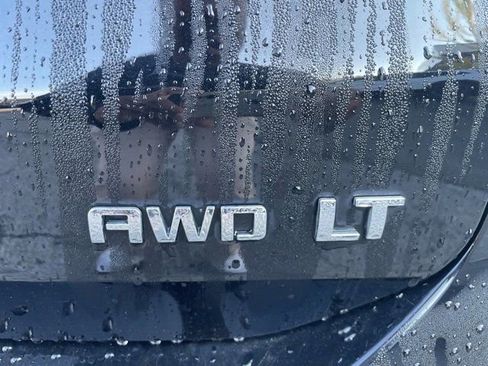 Used 2023 Chevrolet Equinox LT image 9