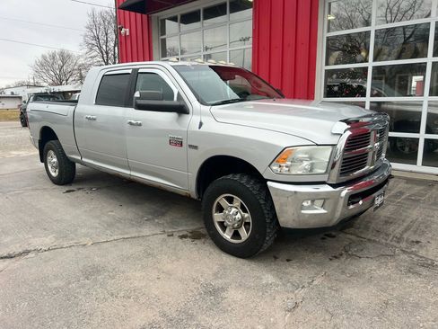 Used 2012 RAM 2500 Big Horn AWD/4WD image 2