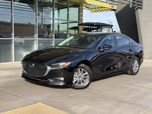 Used 2025 MAZDA MAZDA3 s image 1