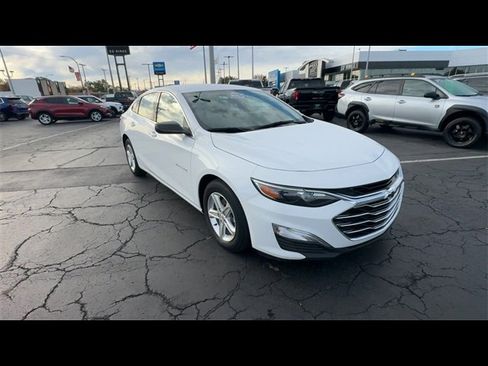 Certified 2022 Chevrolet Malibu LS w/ LPO, Convenience Package 1 image 2