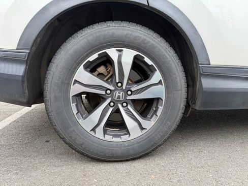 Used 2018 Honda CR-V LX image 8