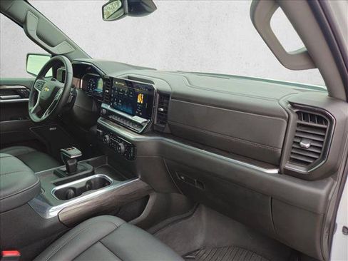 Certified 2025 Chevrolet Silverado 1500 LTZ w/ LTZ Premium Texas Edition image 21