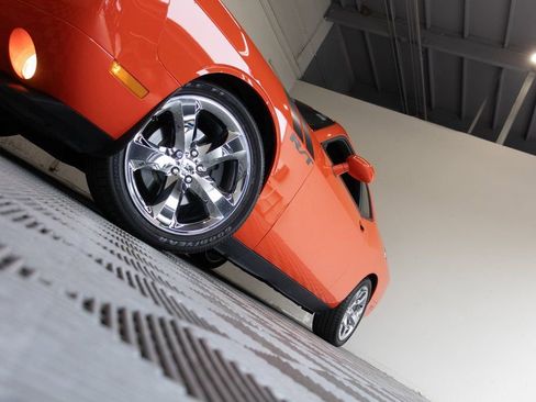 Used 2013 Dodge Challenger R/T image 12