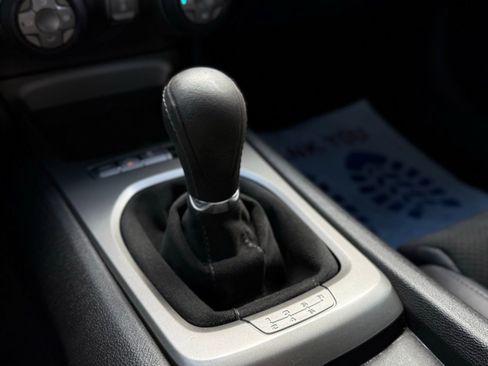 Used 2014 Chevrolet Camaro Z/28 RWD image 34