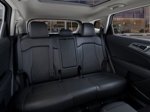 New 2026 Kia Sportage SX FWD image 16