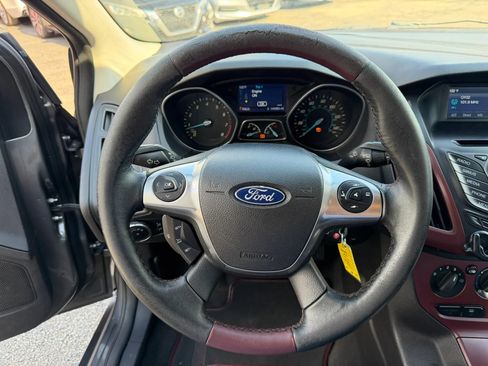 Used 2014 Ford Focus SE w/ Equipment Group 201A FWD image 36