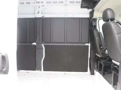 Used 2023 RAM ProMaster 2500 FWD image 17