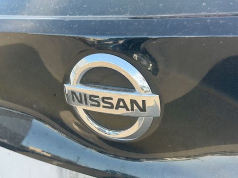Certified 2022 Nissan Leaf SV Plus FWD image 8