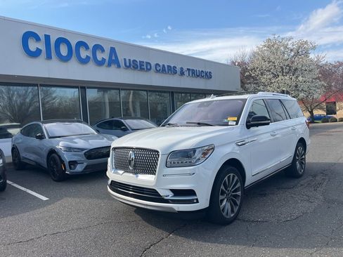 Used 2020 Lincoln Navigator Reserve w/ Luxury Package image 1