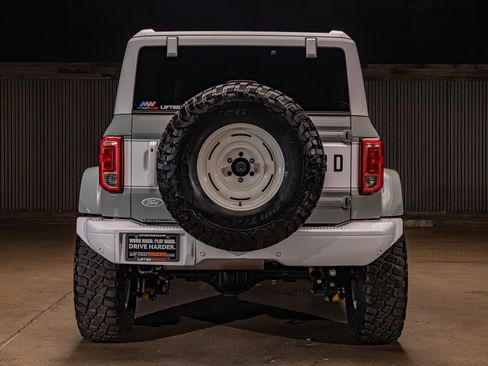 Used 2023 Ford Bronco Heritage Edition AWD/4WD image 8