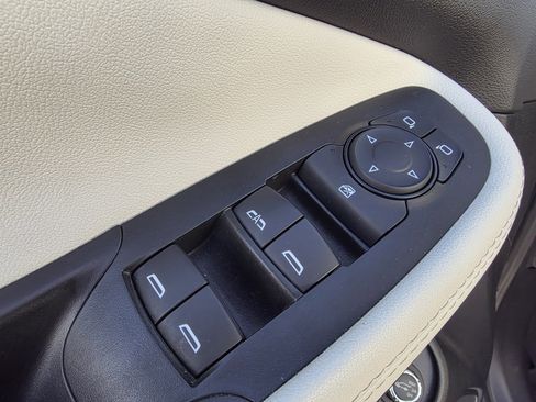 Used 2021 Buick Encore GX Essence w/ Advanced Technology Package image 12