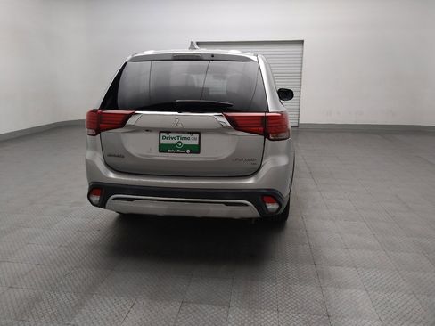 Used 2019 Mitsubishi Outlander SE FWD image 7