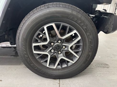 Used 2024 Jeep Wrangler Sahara w/ Technology Group image 14