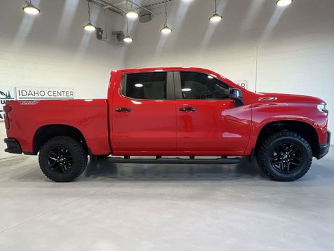 Used 2021 Chevrolet Silverado 1500 LT Trail Boss w/ LT Trail Boss Premium Package image 9
