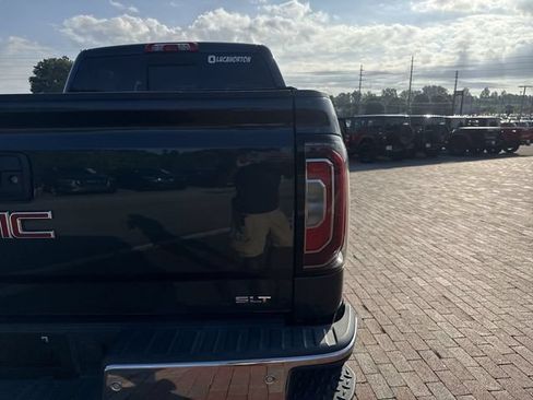 Used 2018 GMC Sierra 1500 SLT AWD/4WD image 11
