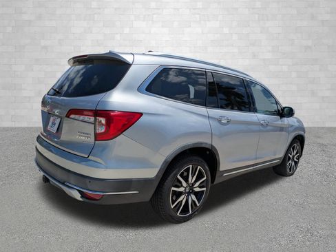 Used 2019 Honda Pilot Touring image 2