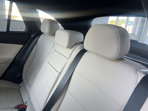 Certified 2025 Mercedes-Benz GLC 300 image 24