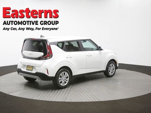 Used 2025 Kia Soul LX FWD image 41