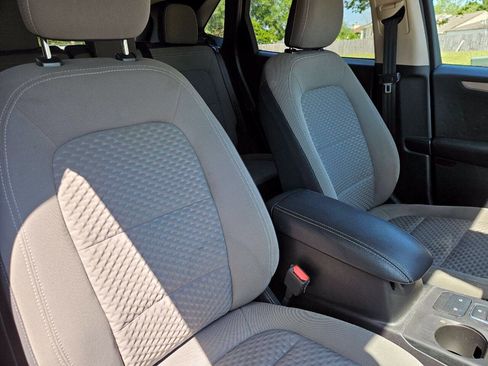 Used 2020 Ford Escape SE AWD/4WD image 19