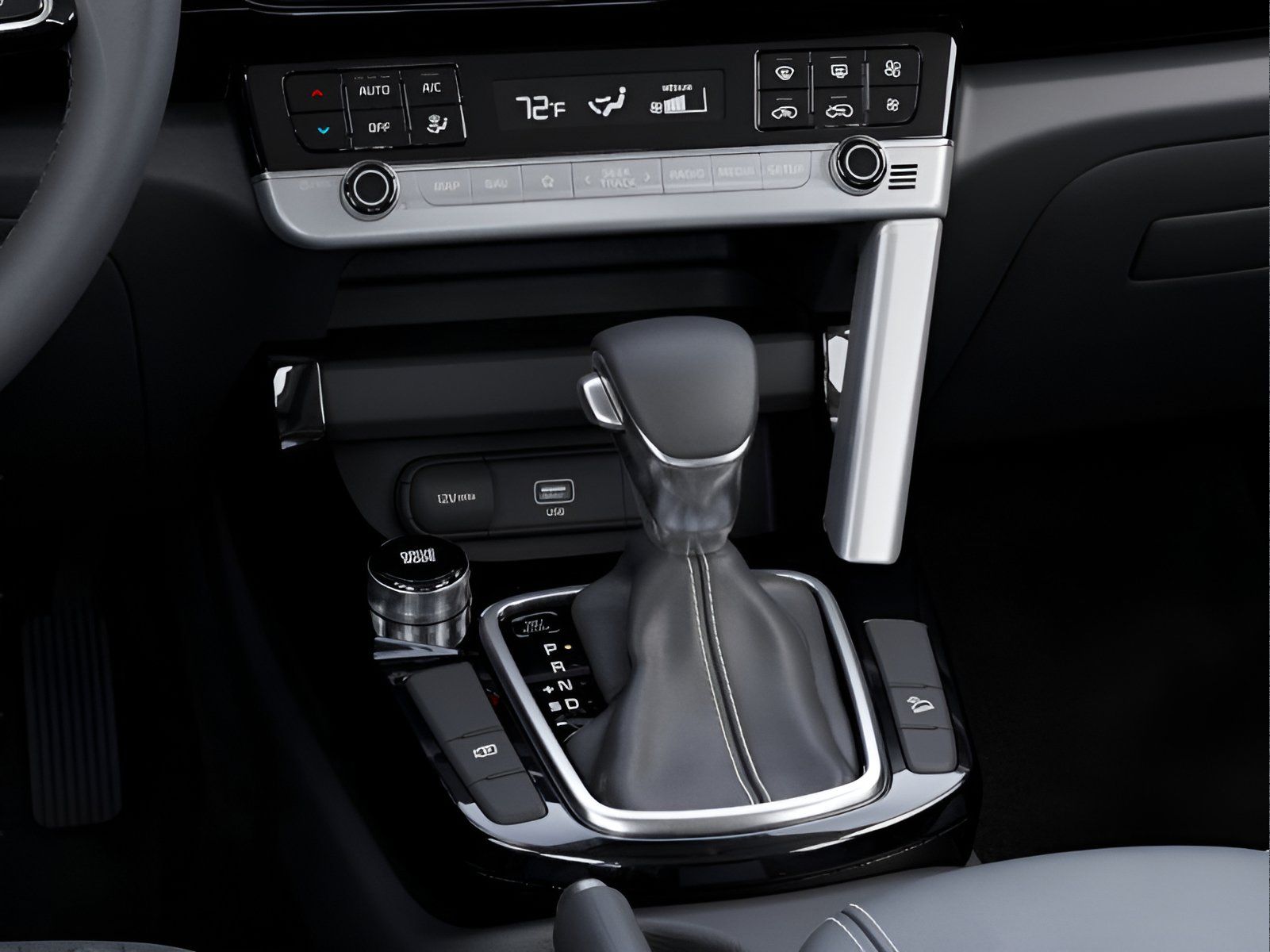 Used 2025 Kia Seltos S FWD image 23