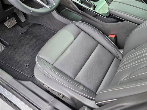 Certified 2024 Buick Envision Avenir image 15