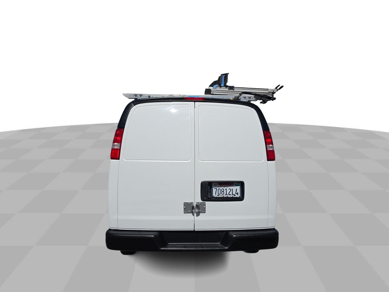 Used 2024 GMC Savana 2500 w/ Driver Convenience Package RWD image 7