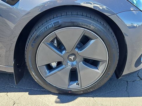 Used 2023 Tesla Model 3 Standard Range RWD image 30