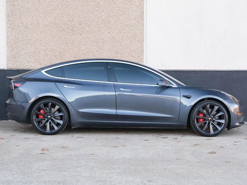 Used 2020 Tesla Model 3 Performance image 11