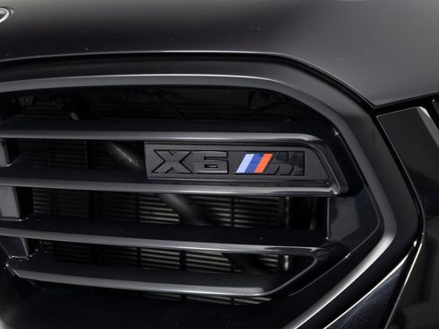 Used 2025 BMW X6 M Competition w/ Executive Package AWD/4WD image 45