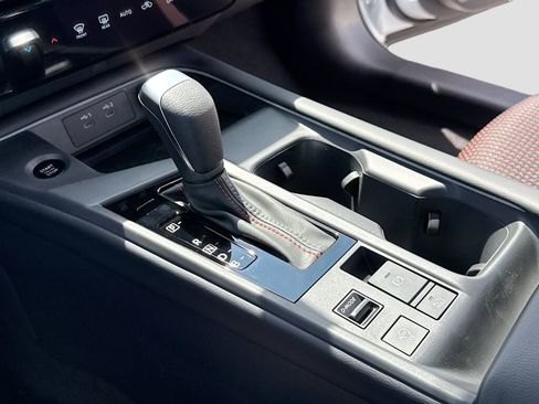 New 2026 Nissan Sentra SR FWD image 10