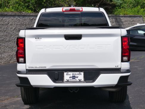 Certified 2023 Chevrolet Colorado LT w/ LT Convenience Package AWD/4WD image 6