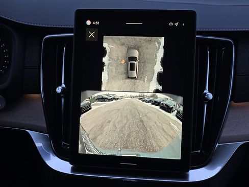 New 2026 Volvo XC90 B6 Plus w/ Protection Package image 16