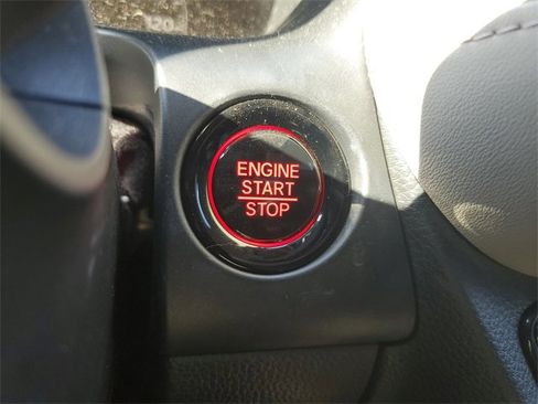 Certified 2023 Honda HR-V LX image 29