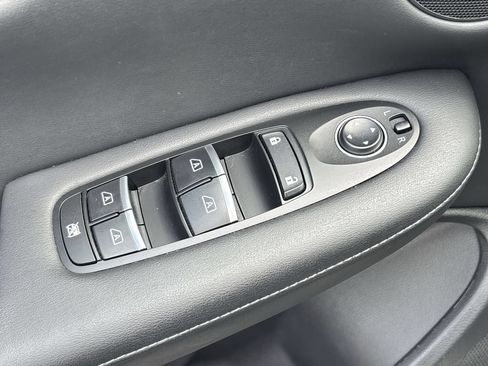 Certified 2025 INFINITI QX50 Pure AWD/4WD image 22