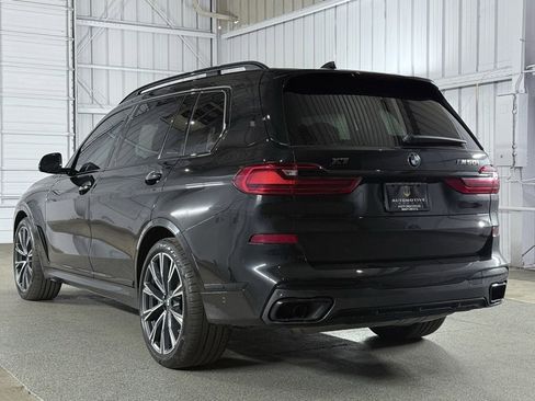 Used 2022 BMW X7 M50i image 12