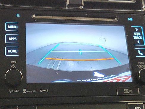 Certified 2018 Toyota Prius Three FWD image 19